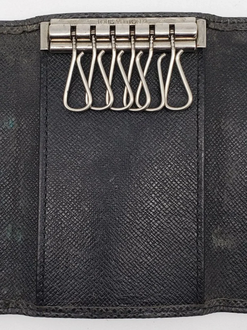 Authentic Louis Vuitton 6-Key Holder – Black Leather – Silver Hardware